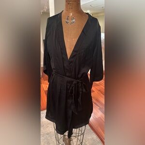 5/$25!! H&M Black Robe Intimates Sleepwear